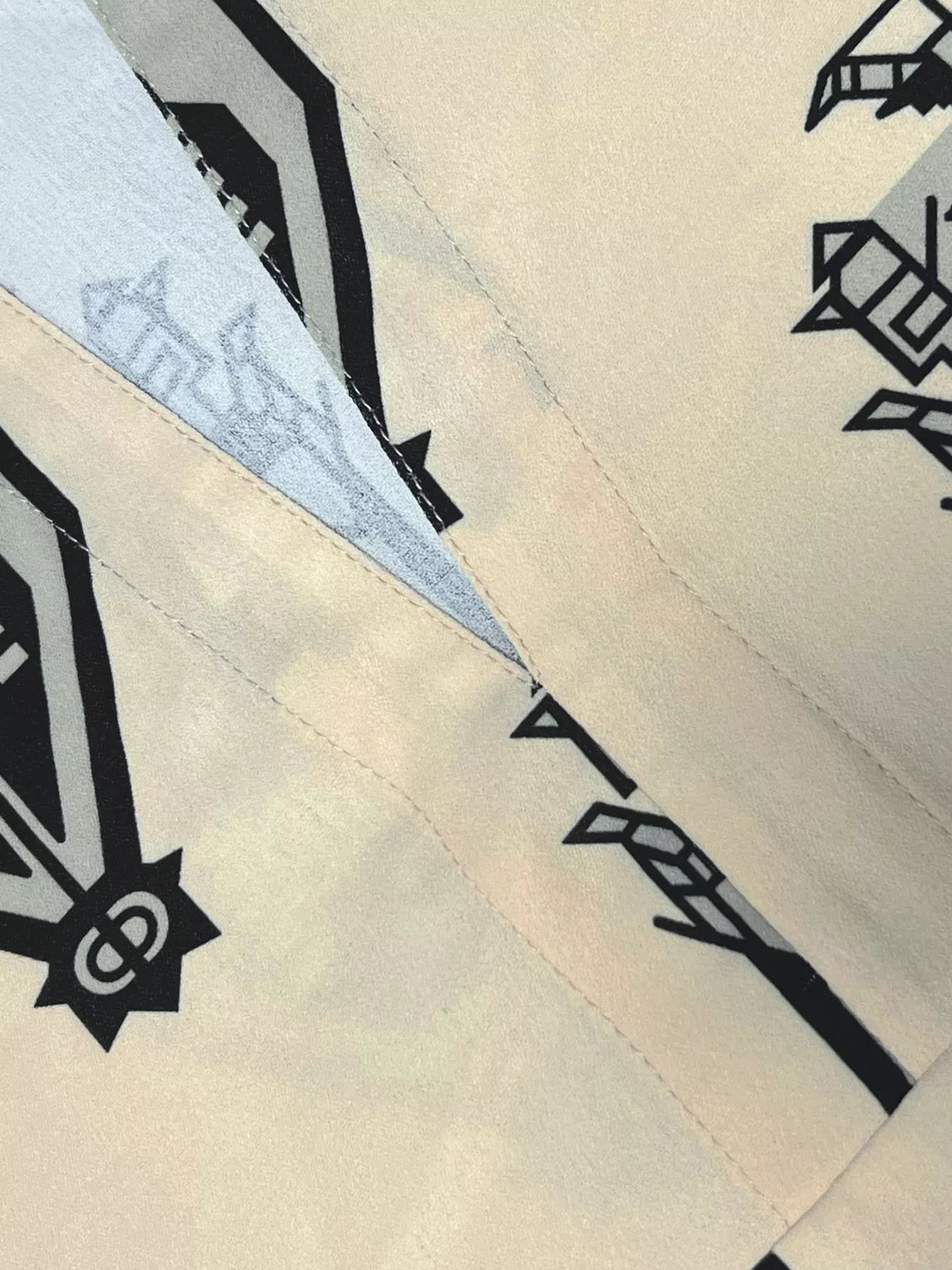 edc0ca3323424365b7e6db191eae71a7-Max-Origin