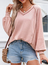 Exposed Seam Ribbed Knit V Neck Top Dusty Pink / S