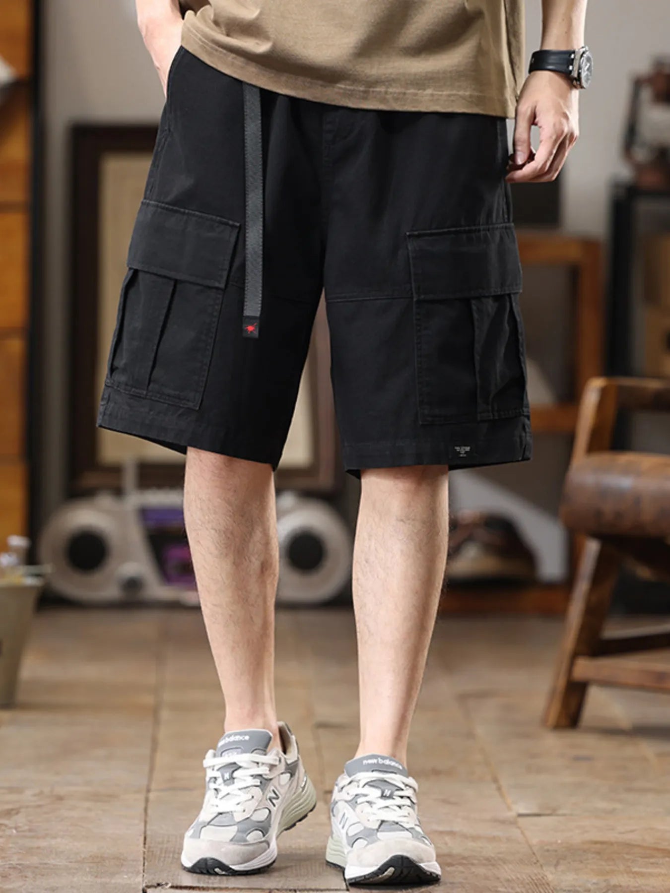 mens-plus-size-casual-cargo-shorts-03