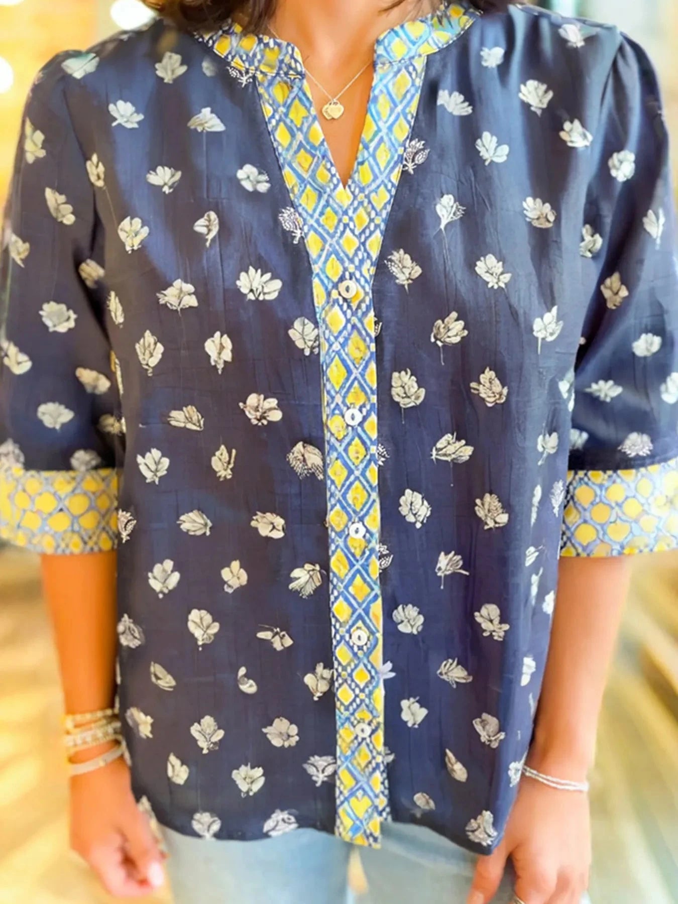 Floral Print Half Sleeve Contrast Trim Blouse Navy / S