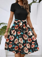 Floral Print Short Sleeve A-Line Dress Black / S