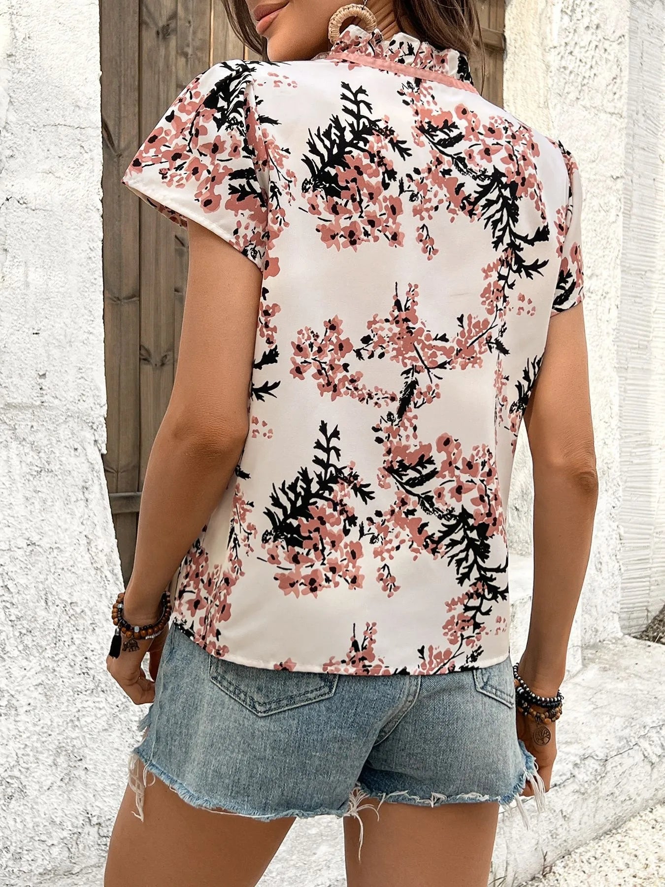 Floral Print Tie Neck Short Sleeve Blouse