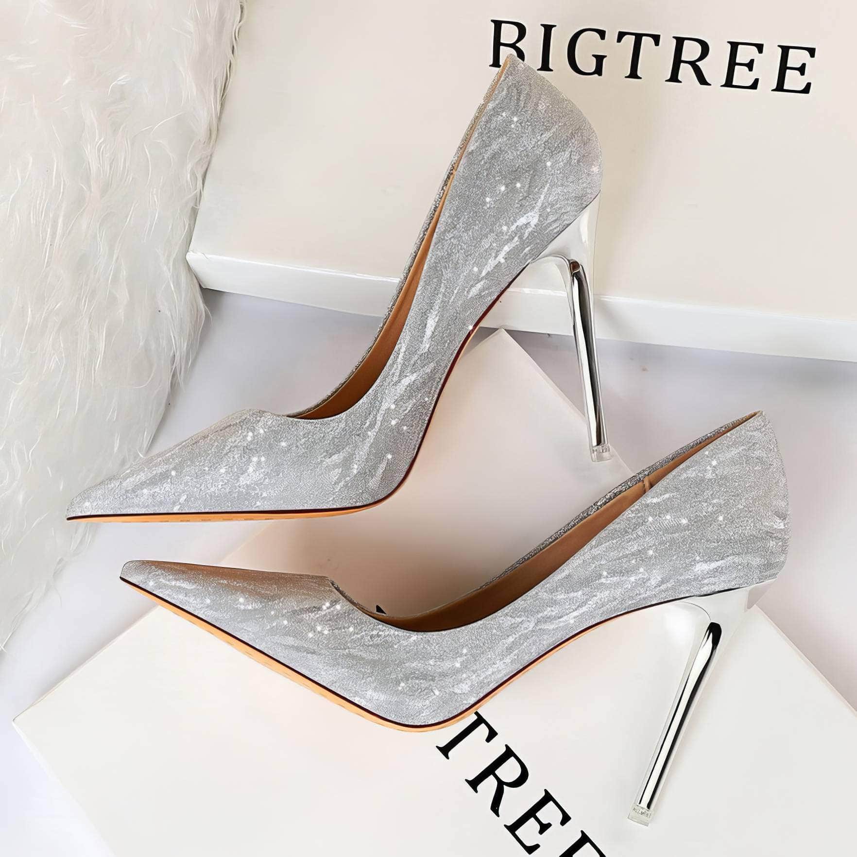 Glitter Shimmery Pointed Toes Pumps
