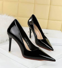 Glossy Finish Pointy Toe Court Heels