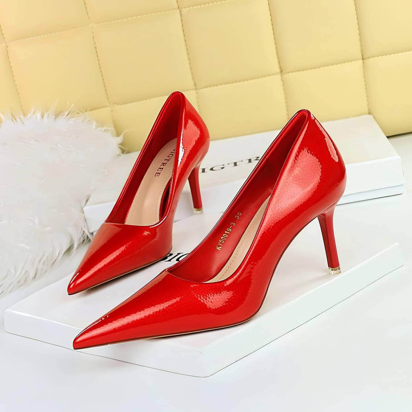 Glossy Finish Pointy Toe Court Heels