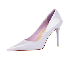 Glossy Finish Pointy Toe Court Heels EU 33 / Plum / 7.5CM