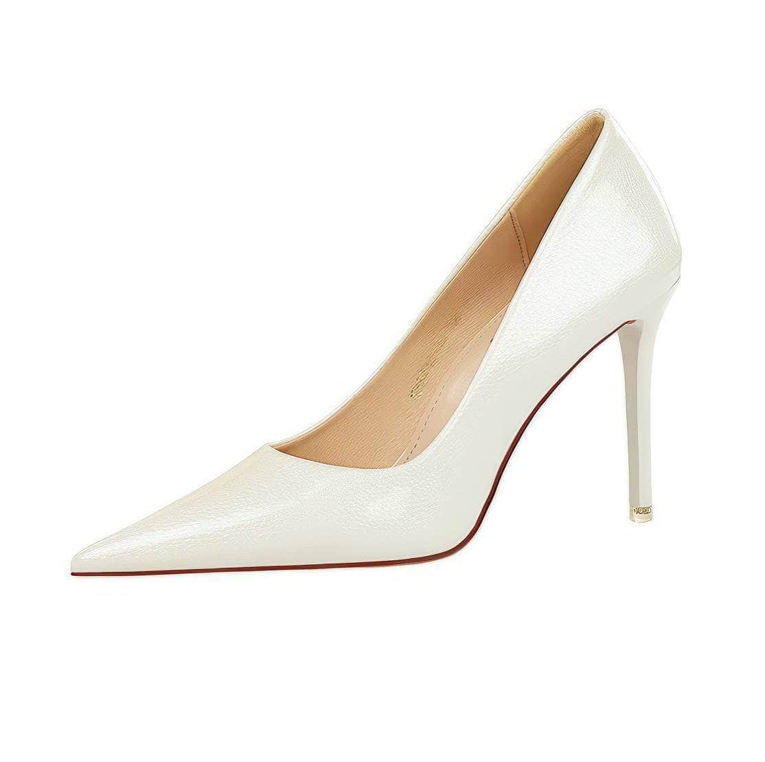 Glossy Finish Pointy Toe Court Heels EU 33 / White / 7.5CM