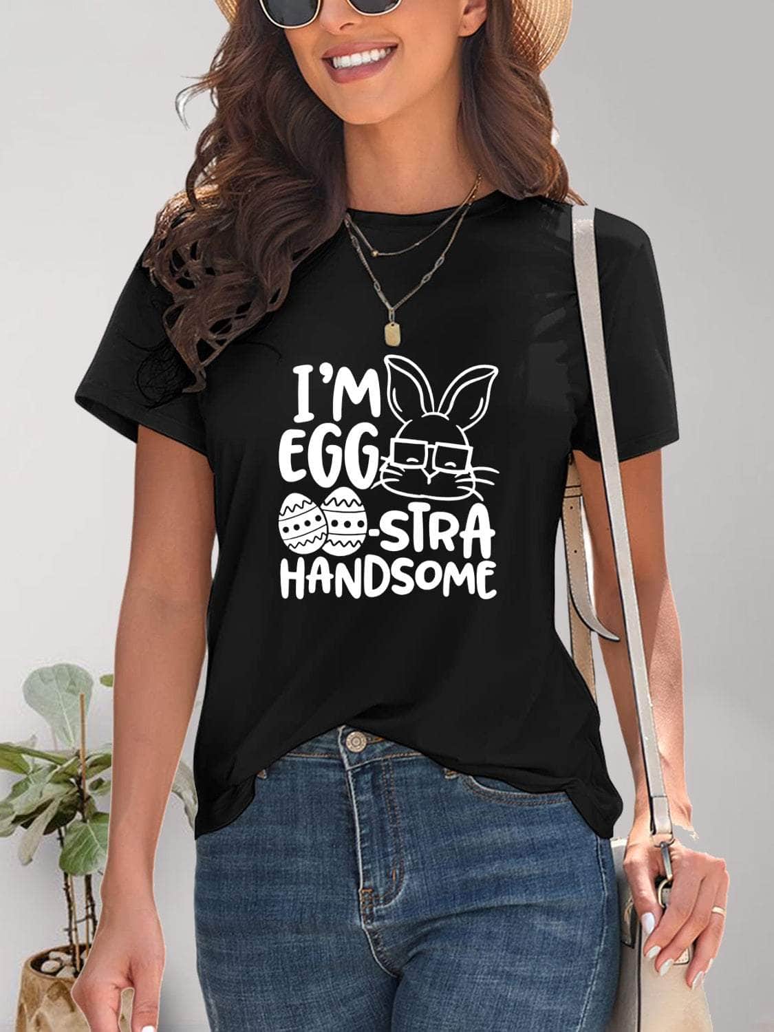 Graphic Round Neck Short Sleeve T-Shirt Black / S