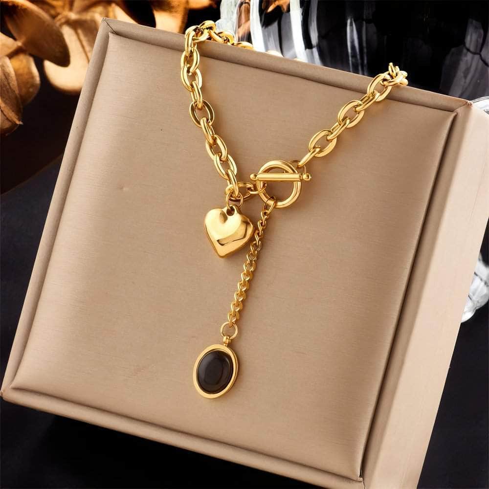 Heart Black Stone Pendant Necklace N1931