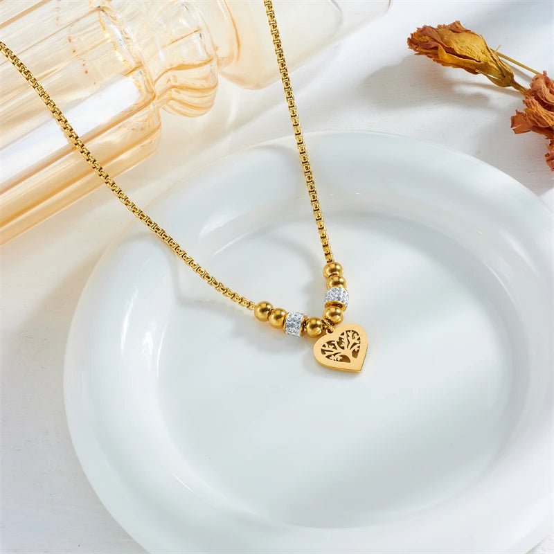 Heart-Shaped Tree Pendant Necklace: Fashion Beads Choker for Women N2273