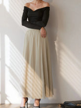 High-Waisted Midi Skirt Beige / S