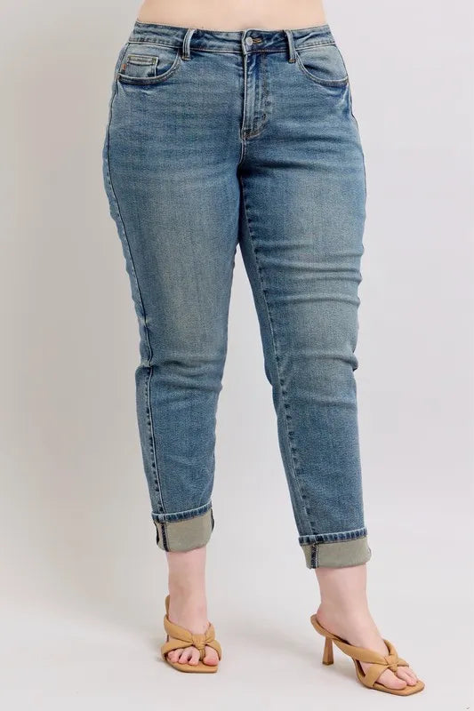 Judy Blue Full Size Mid Rise Vintage Wash Double Roll Cuff Boyfriend Jeans Plus Size