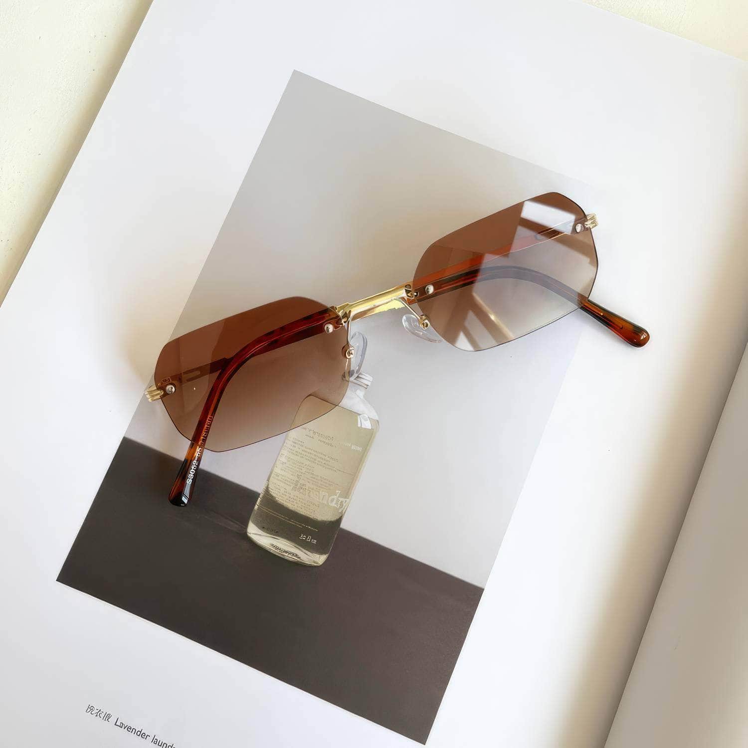 Knitted Rimless Gold Frame Eyewear