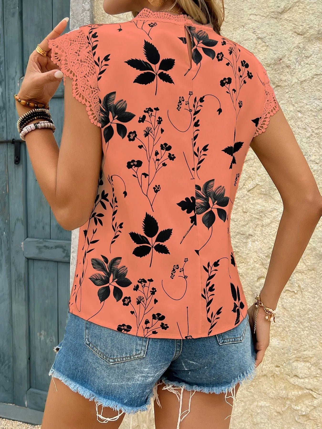 Lace Trim Sleeveless Blouse