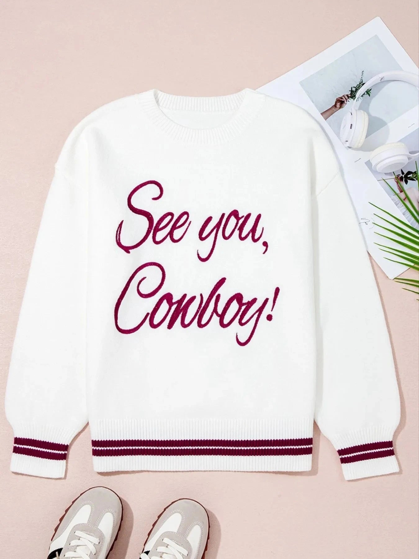 Letter Contrast Hem Round Neck Sweater