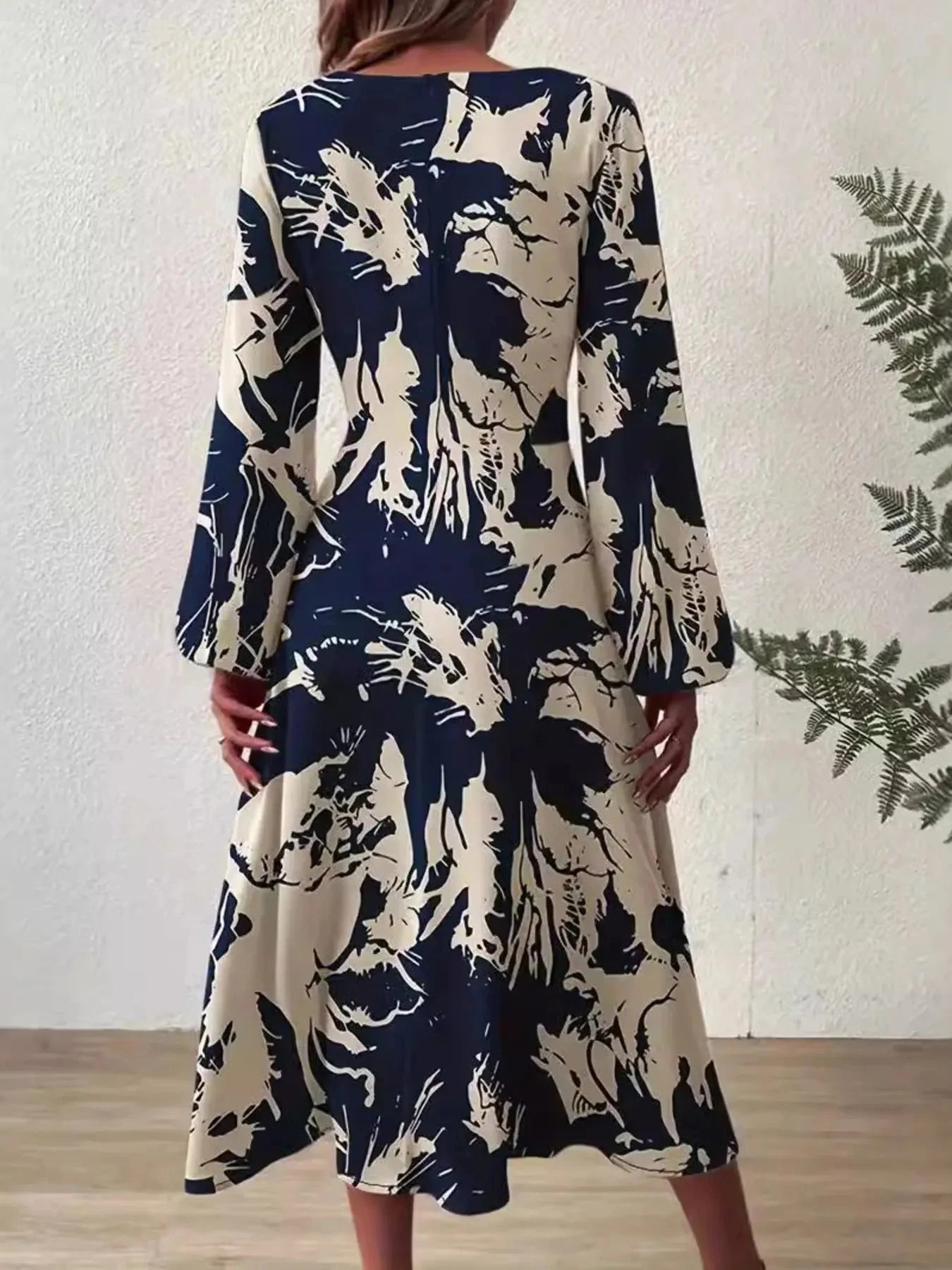 Long Sleeve Printed Midi Dress
