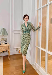 Longsleeve Wrapped Floral Midi Dress