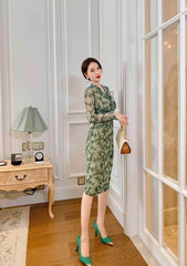 Longsleeve Wrapped Floral Midi Dress
