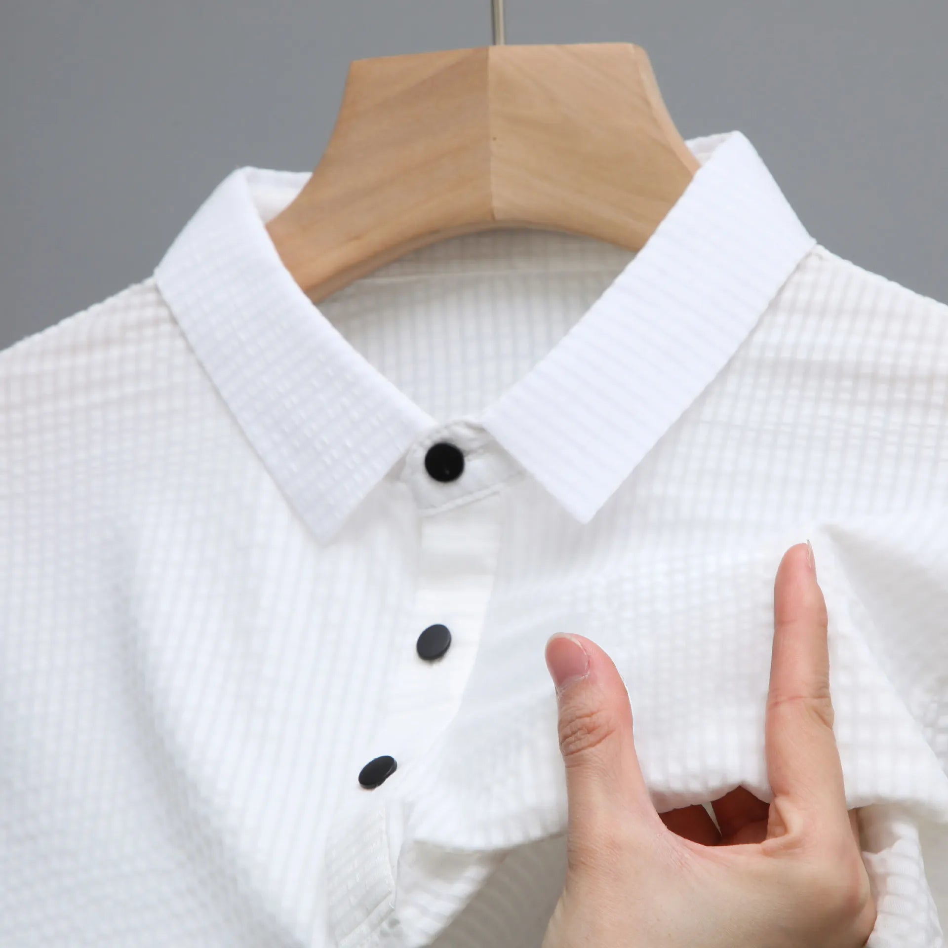 Men's Button Detail Short Sleeve Polo White / 165
