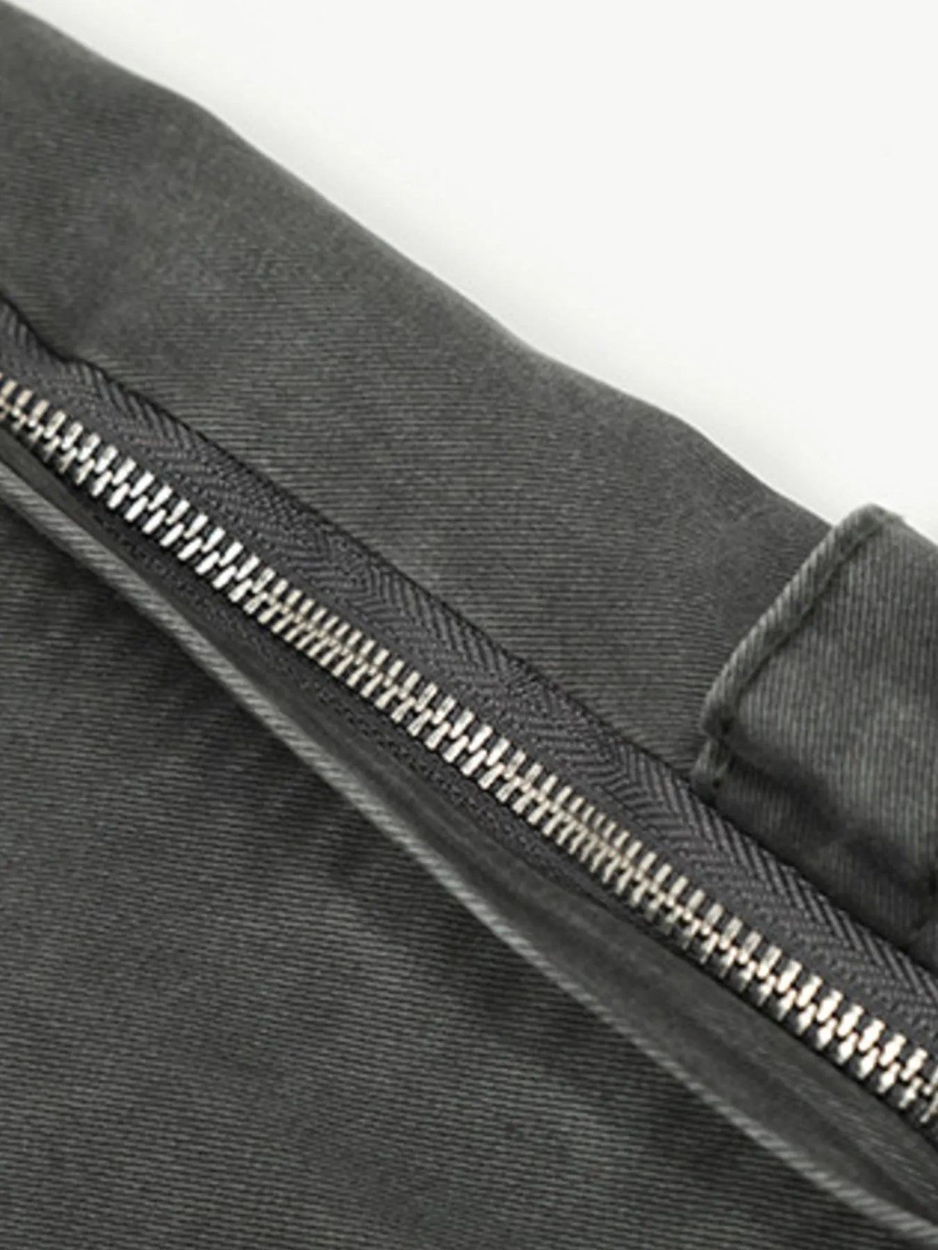 Men's Cargo Wide-Leg Jeans