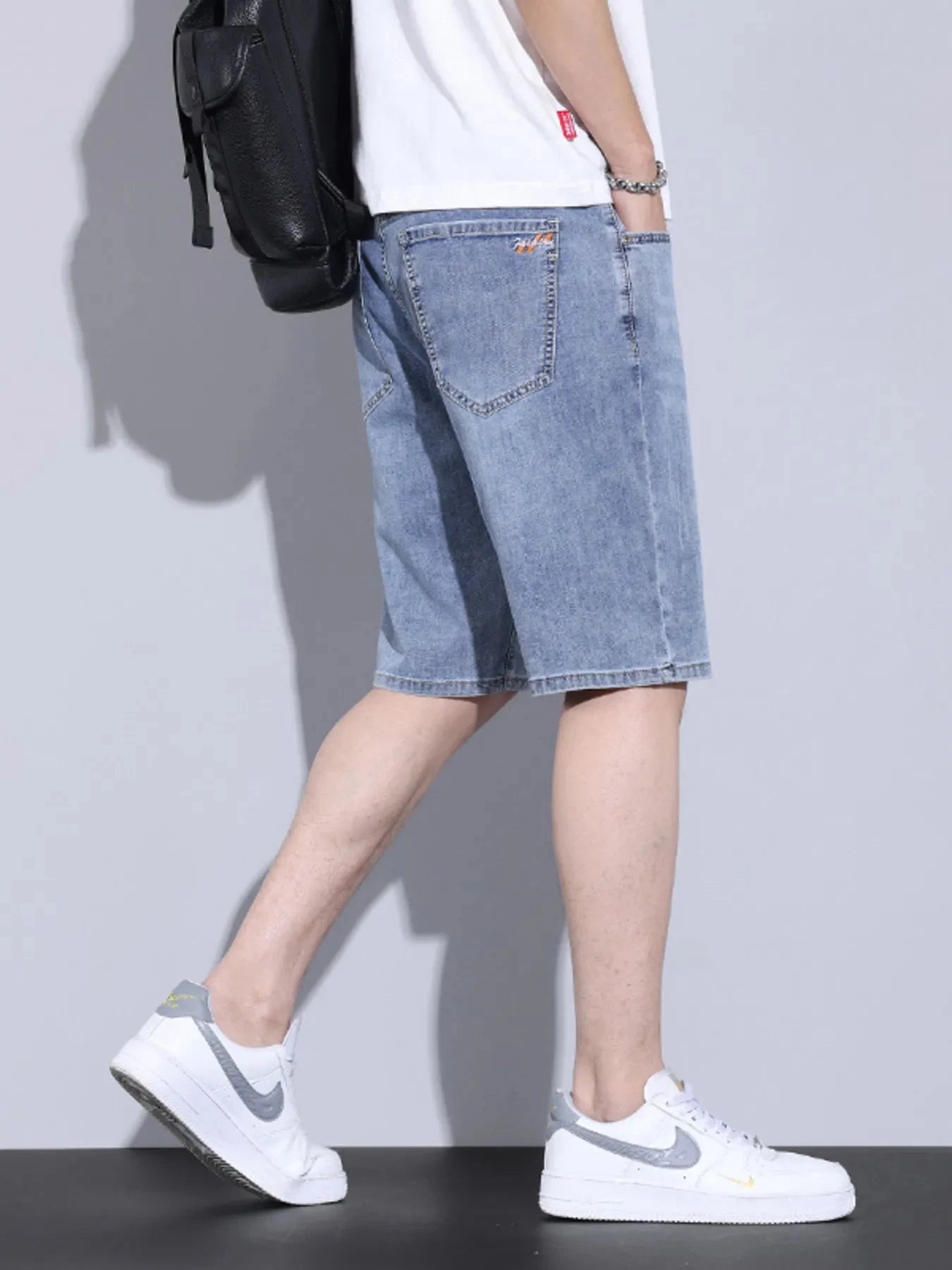 Men's Casual Pocketed Denim Shorts