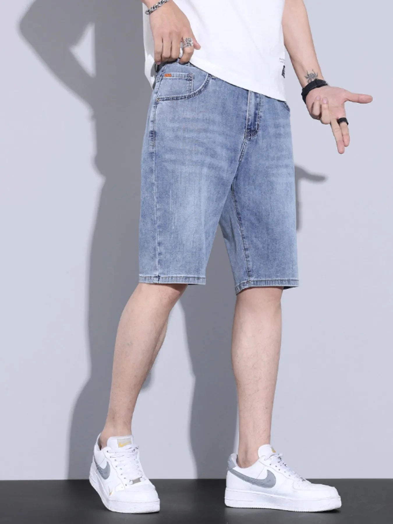Men's Casual Pocketed Denim Shorts