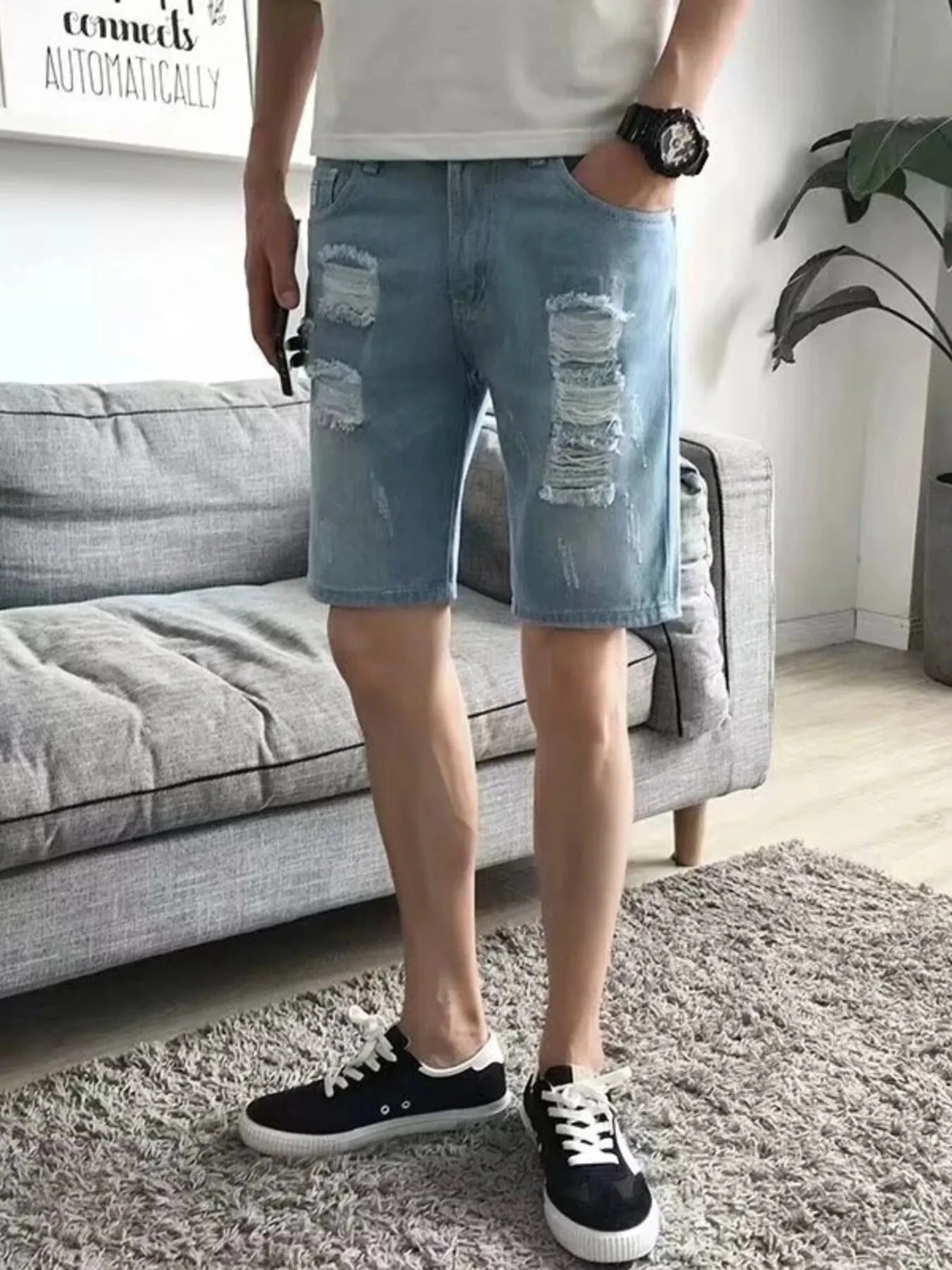 Men's Distressed Wash Denim Shorts Blue / 28