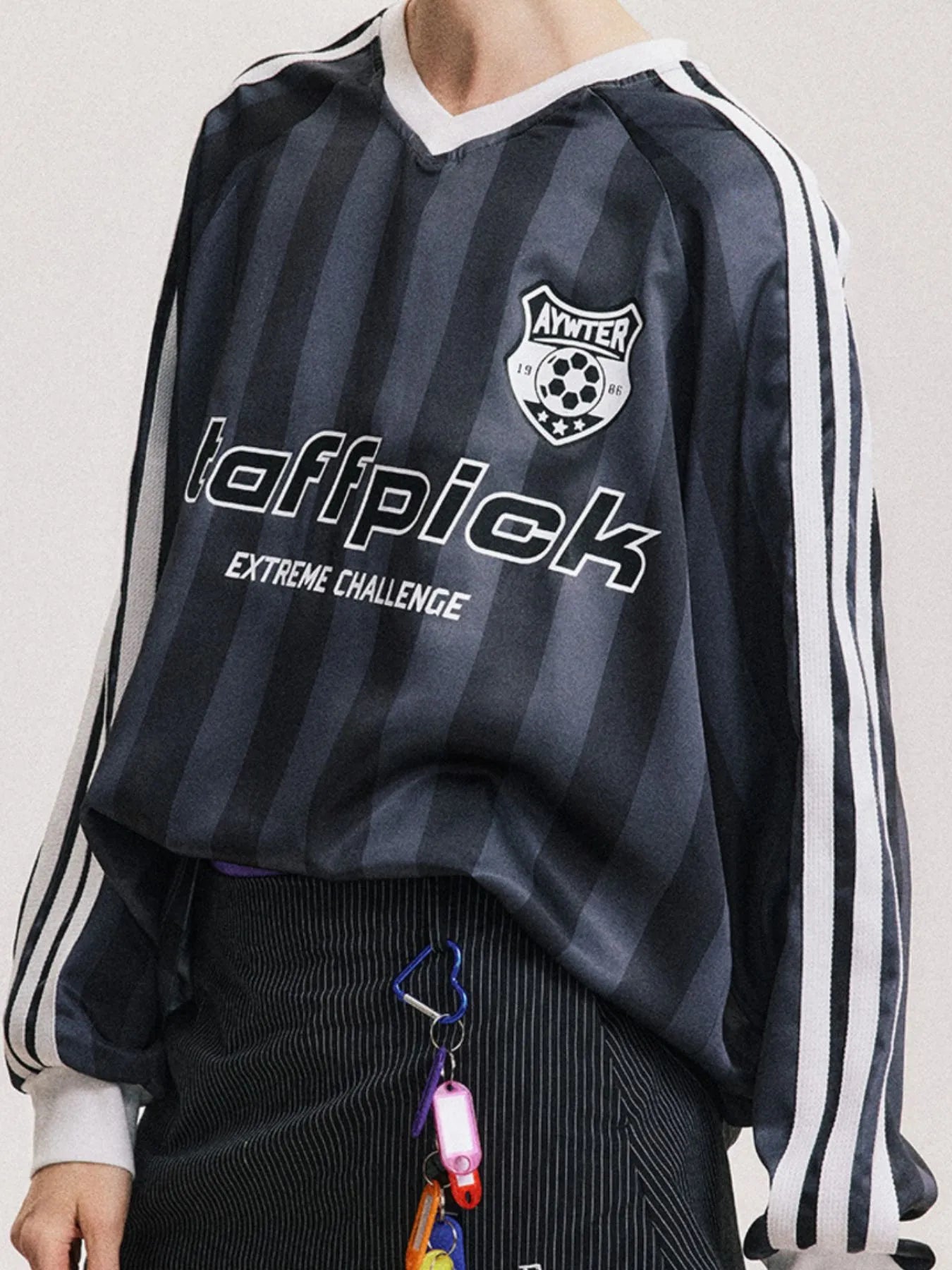 Men's Letter Graphic Striped Sweatshirt Gray / M