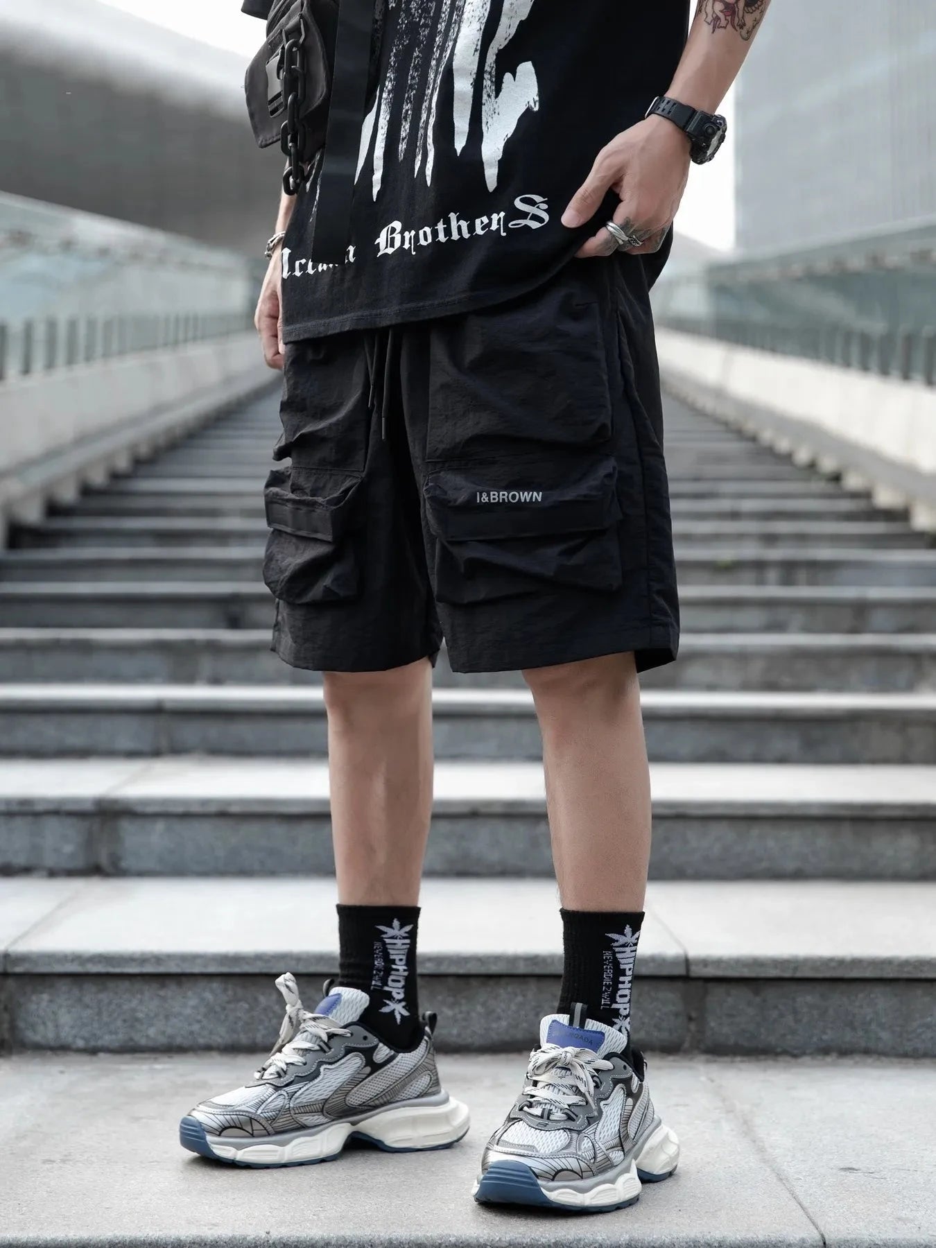 Men's Loose Fit Cargo Shorts