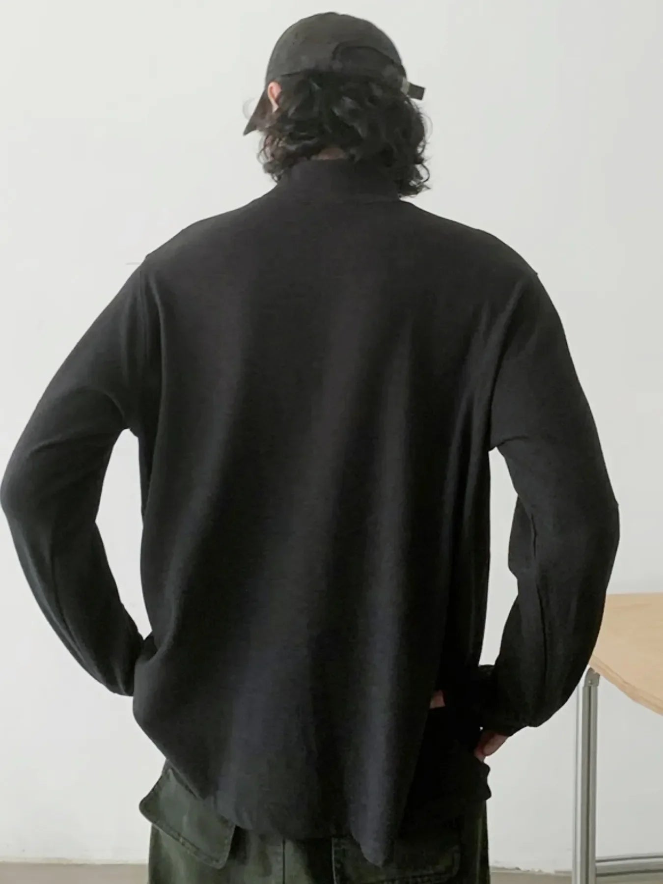 Men's Mock Neck Long Sleeve Top