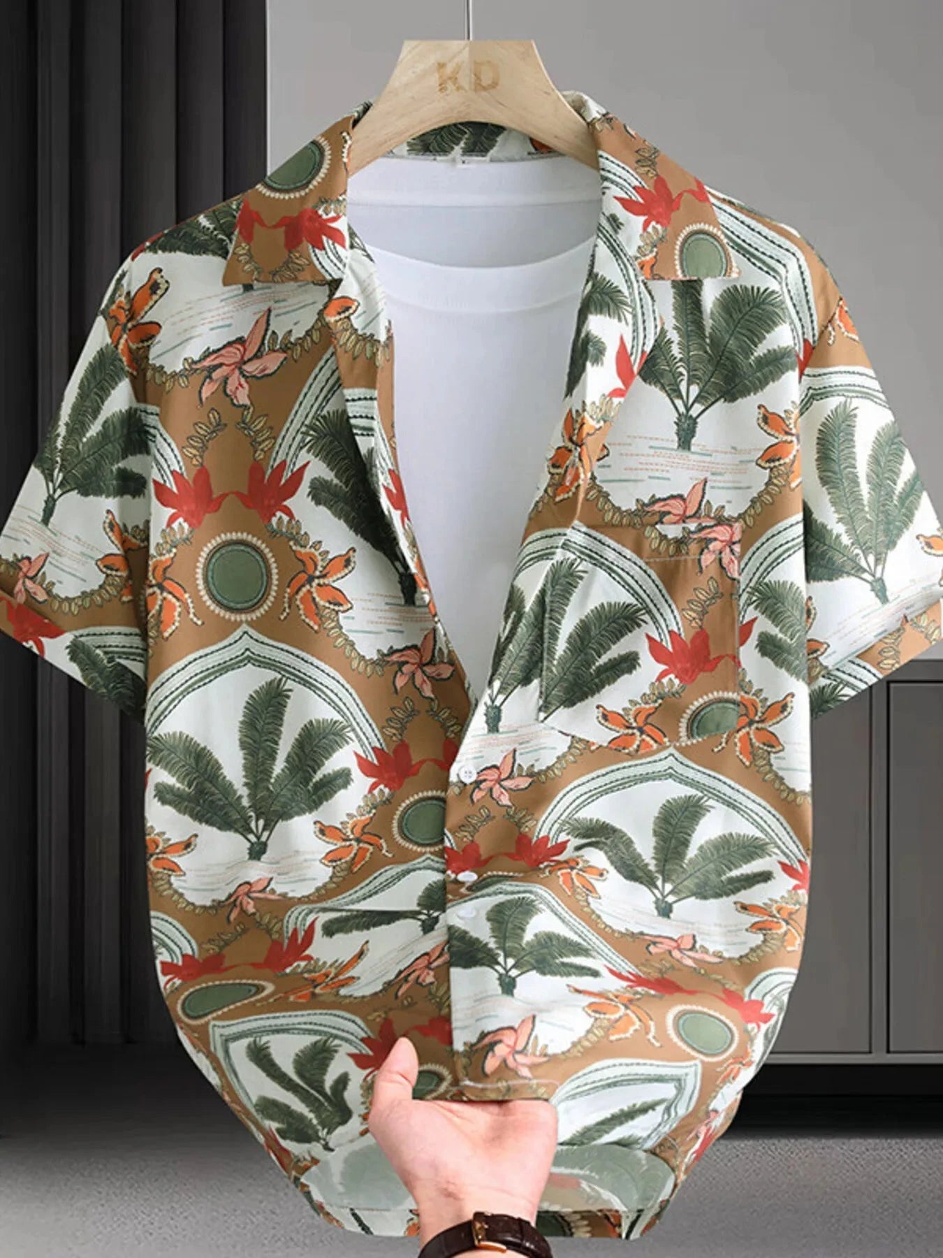 Men's Plus Size Printed Short Sleeve Casual Shirt Camel / M