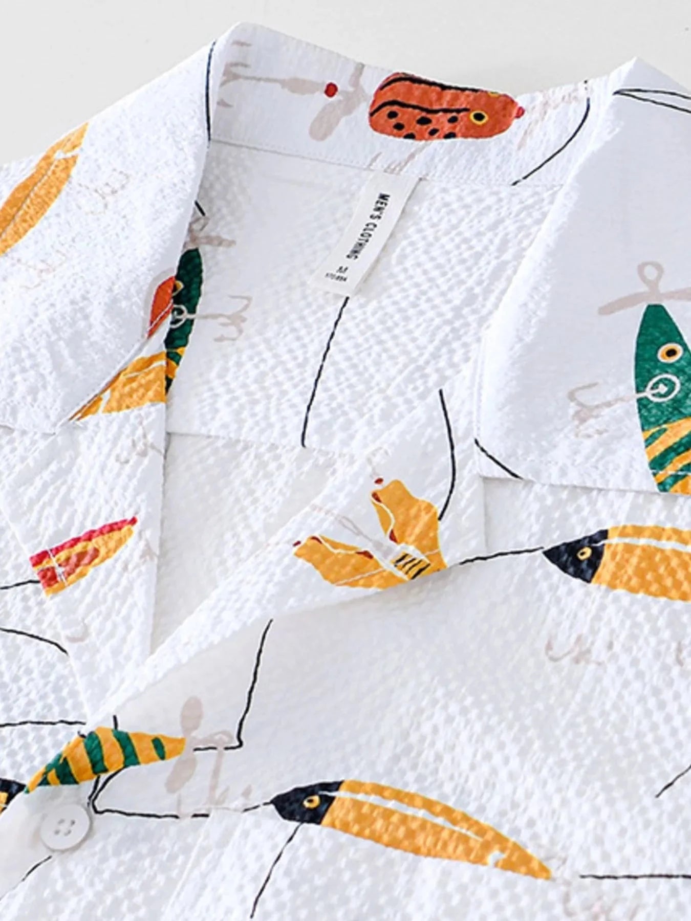 Men's Printed Button Up Short Sleeve Shirt