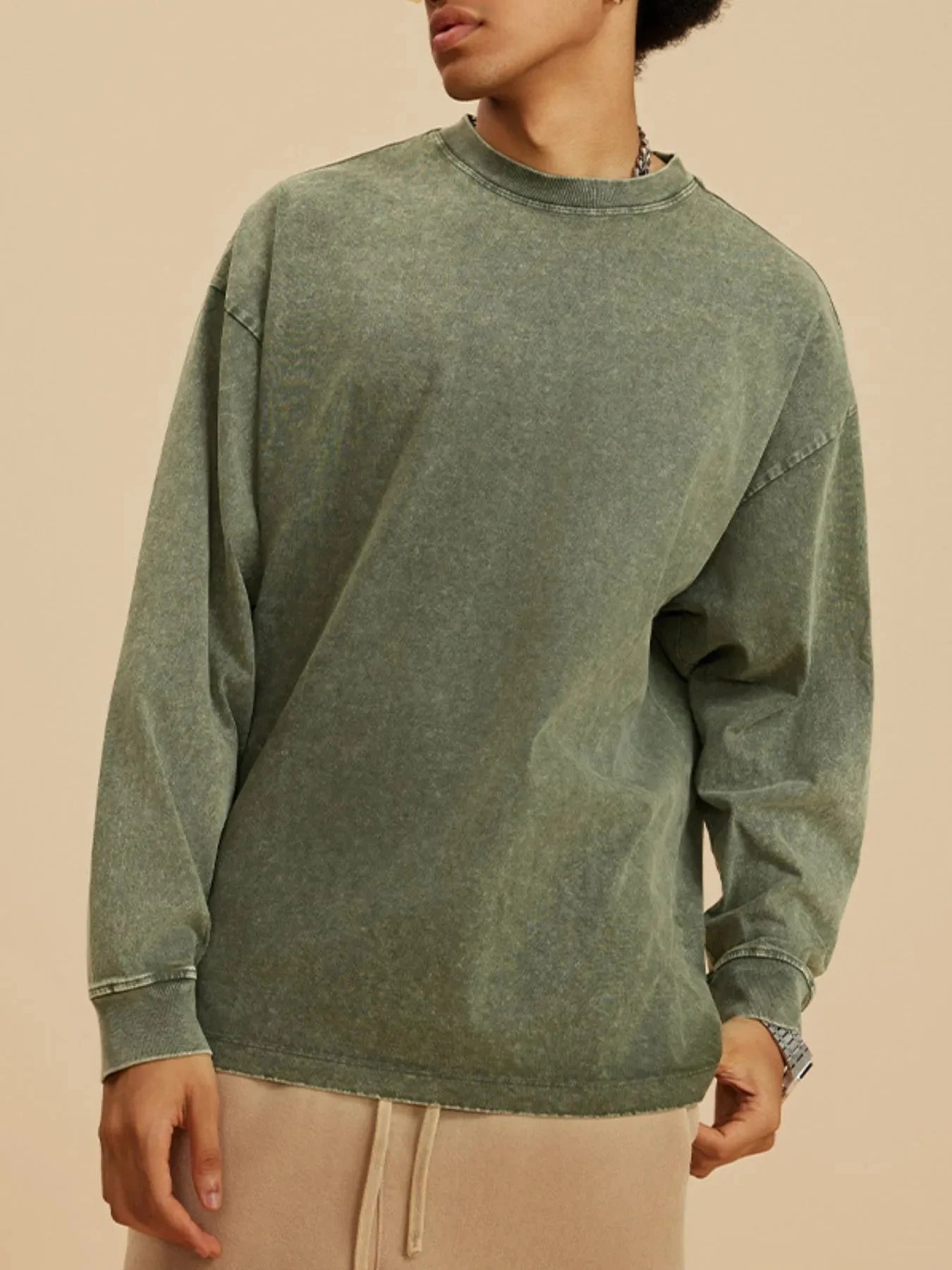 Men's Round Neck Long Sleeve T-Shirt Olive Green / XS