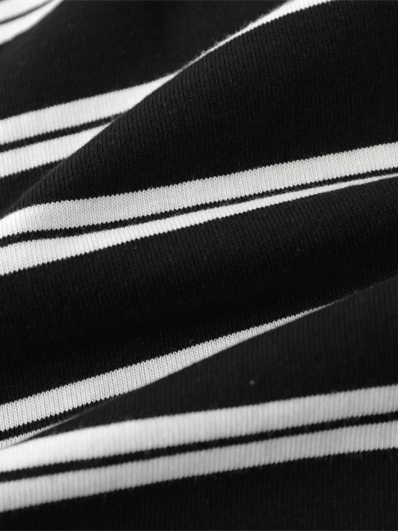 Men's Striped Round Neck Long Sleeve T-Shirt