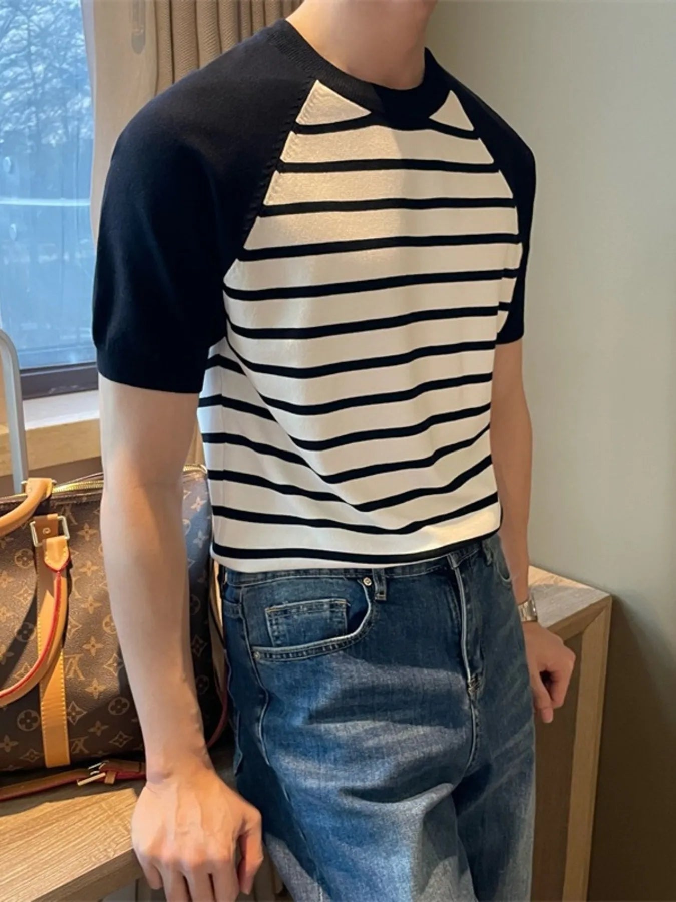 Men's Striped T-Shirt with Raglan Sleeves Stripes / M