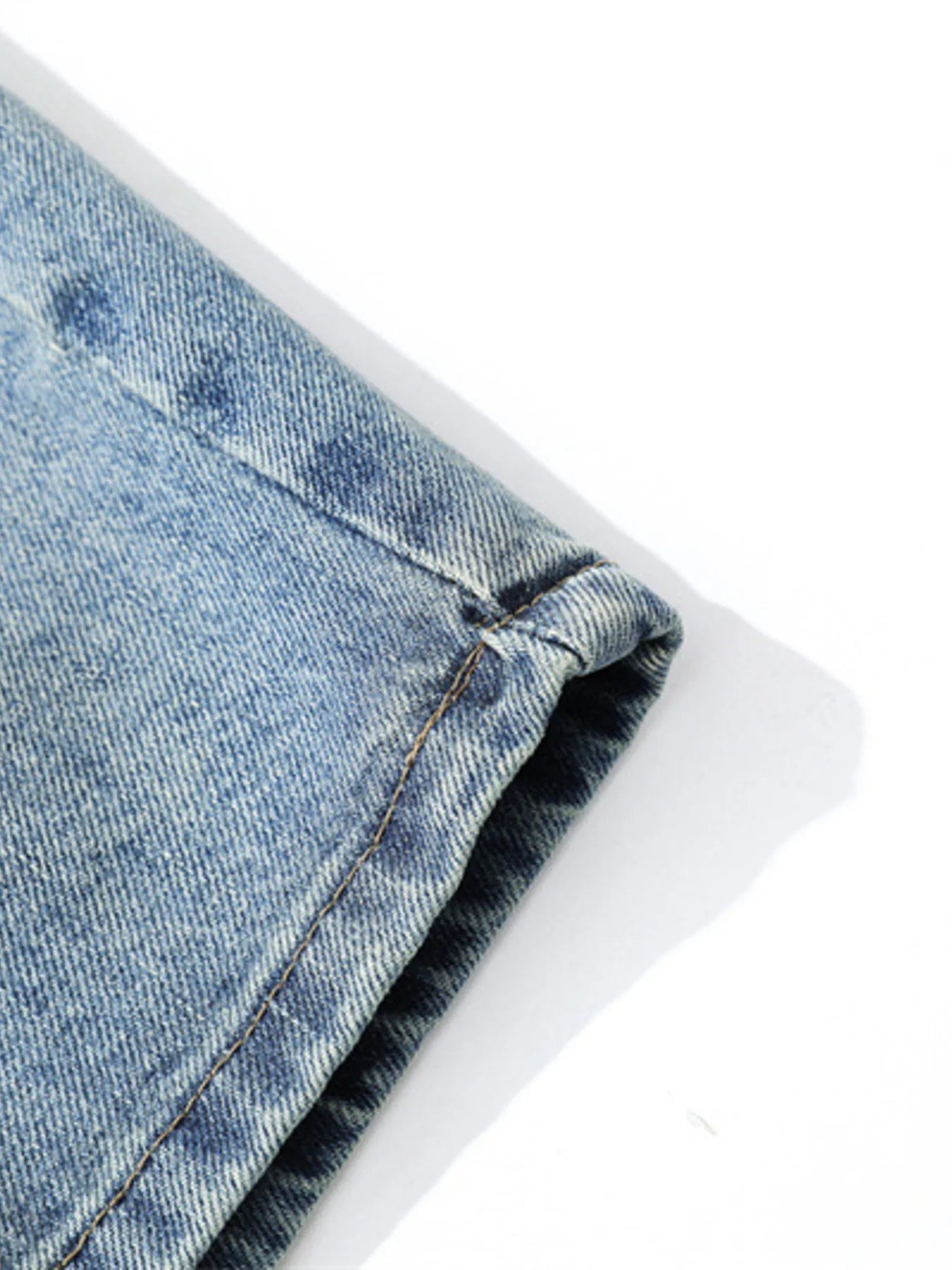 Men's Washed Wide Leg Denim Shorts