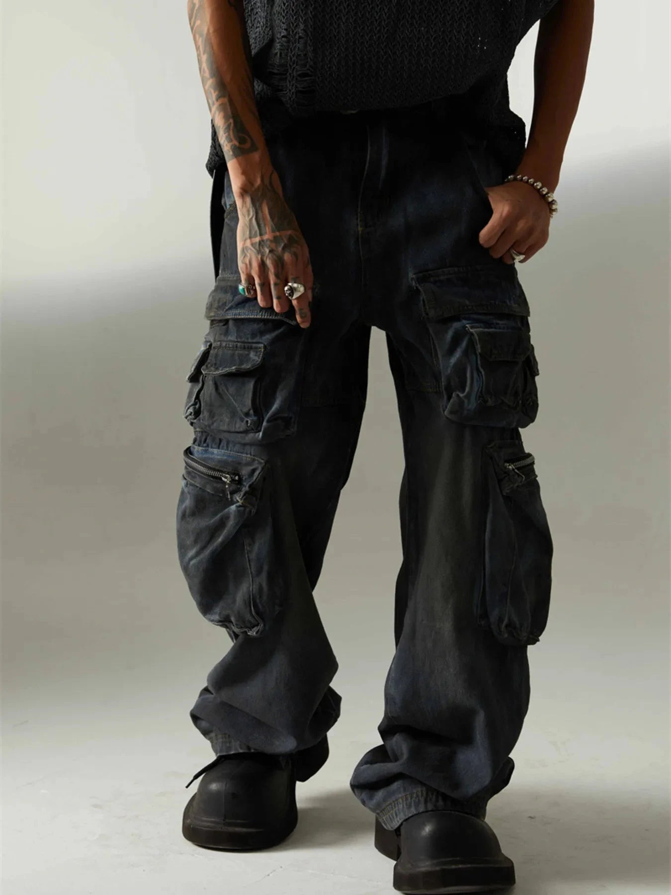 Men's Wide Leg Cargo Jeans