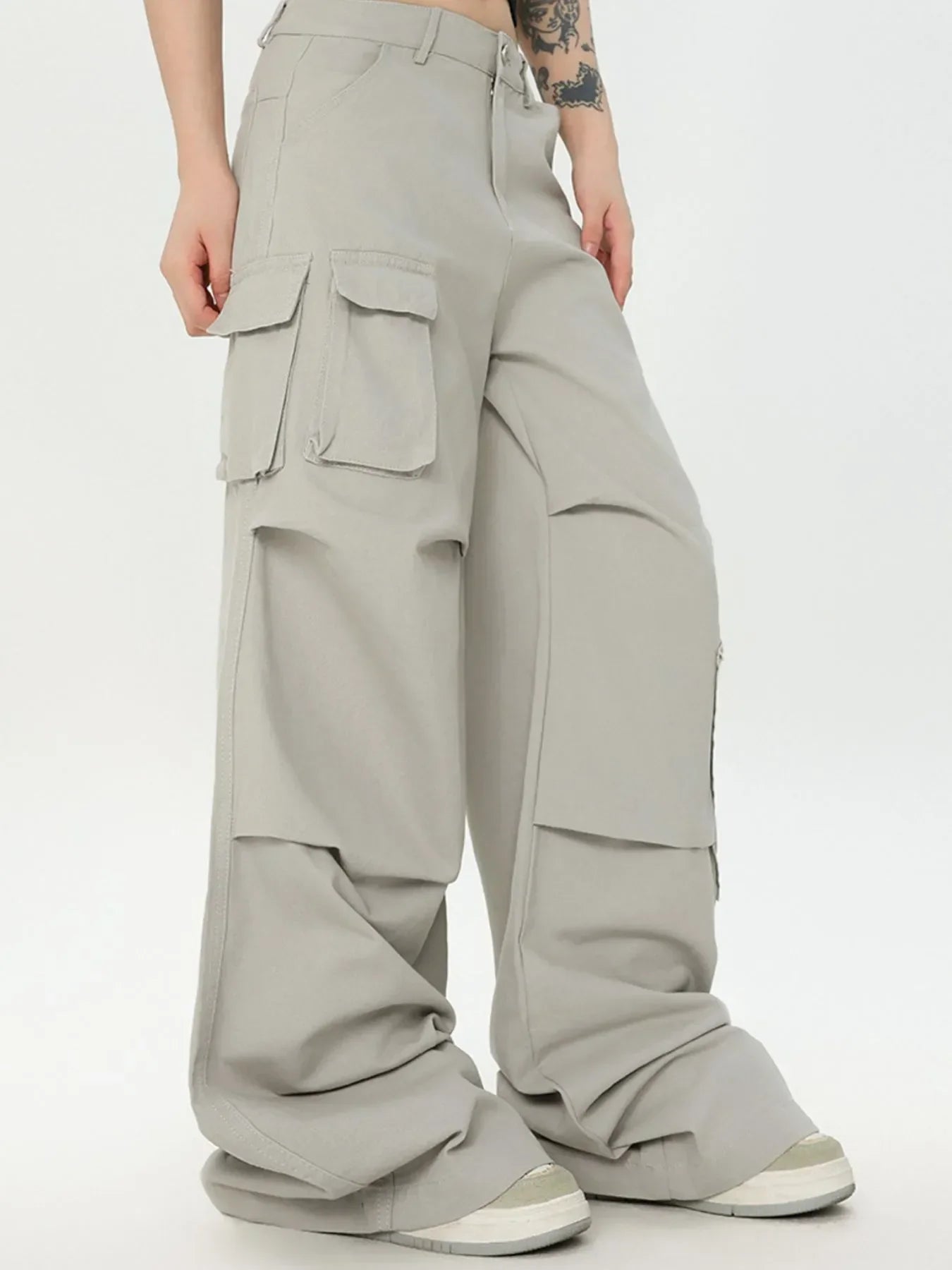 Men's Wide Leg Cargo Pants