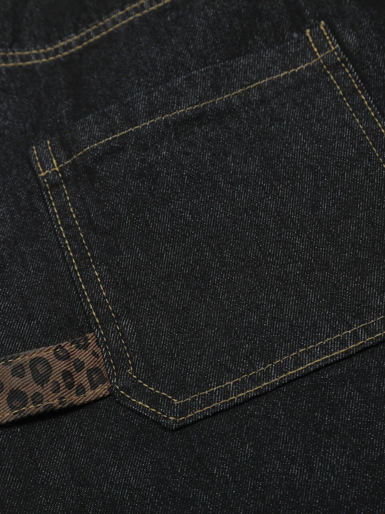 Men's Wide Leg Denim Shorts