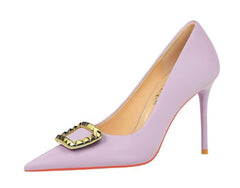 Metal Buckle Detail Suede Court Heels EU 33 / Plum / 10CM