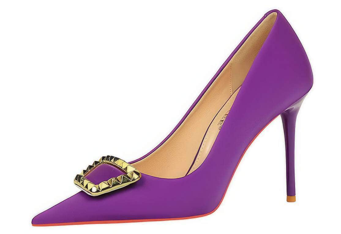 Metal Buckle Detail Suede Court Heels EU 33 / Purple / 10CM