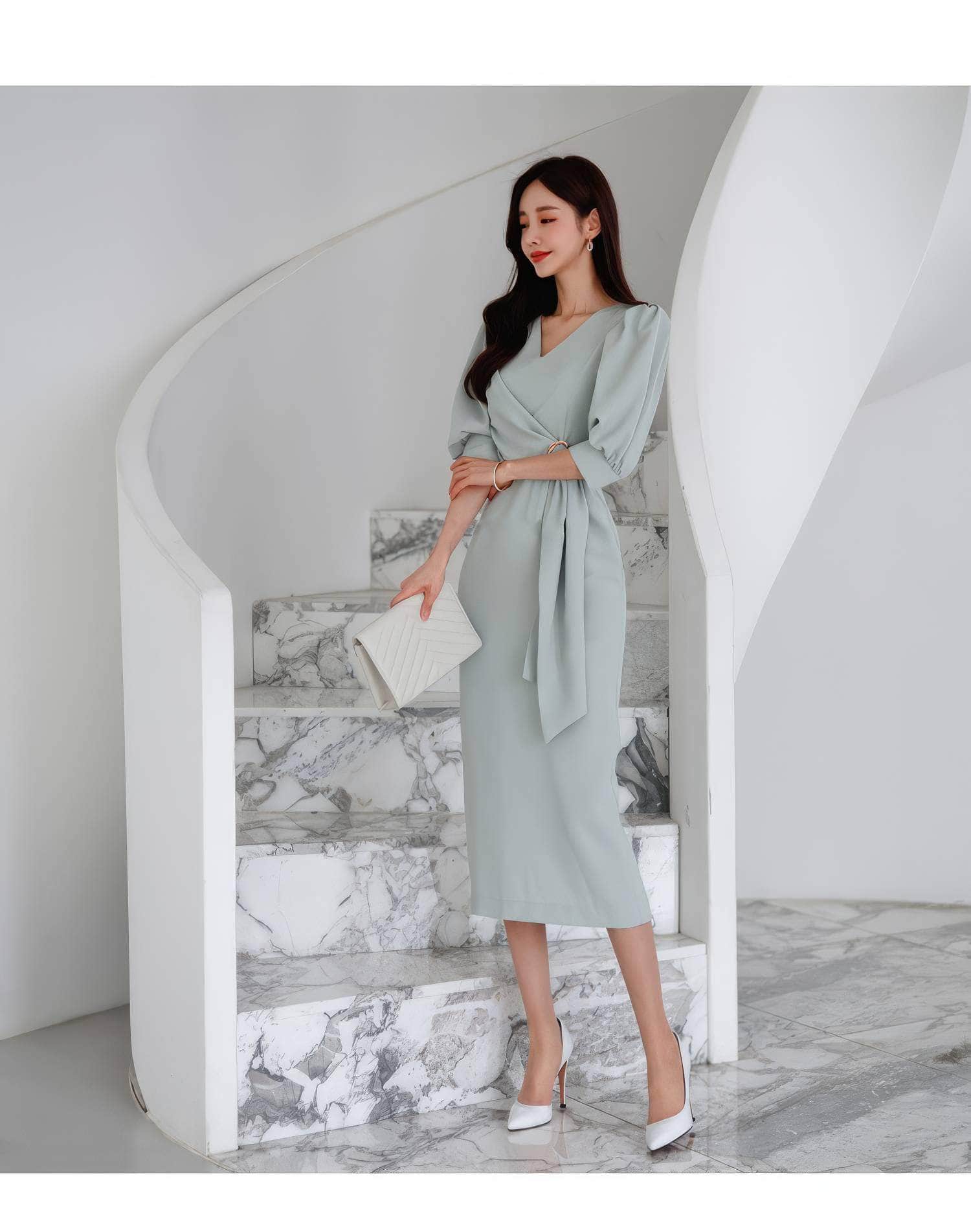 Metal Buckle Sash Detail Lantern Sleeves Dress