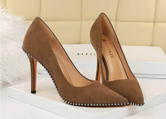 Metallic Balls Detailed Suede Pumps