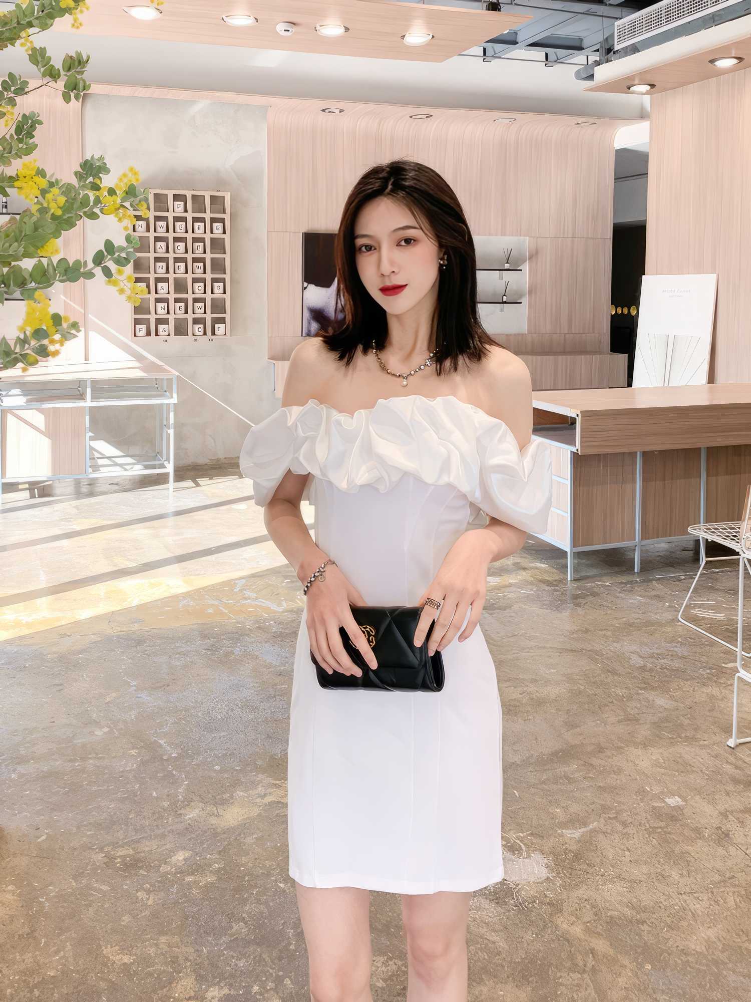 Off-Shoulder Short Sleeve Frill Mini Dress
