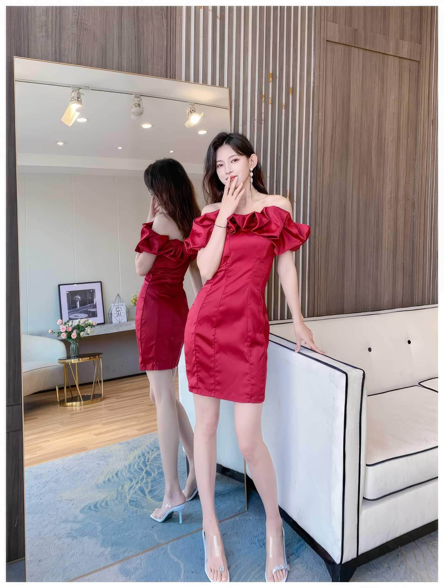 Off-Shoulder Short Sleeve Frill Mini Dress