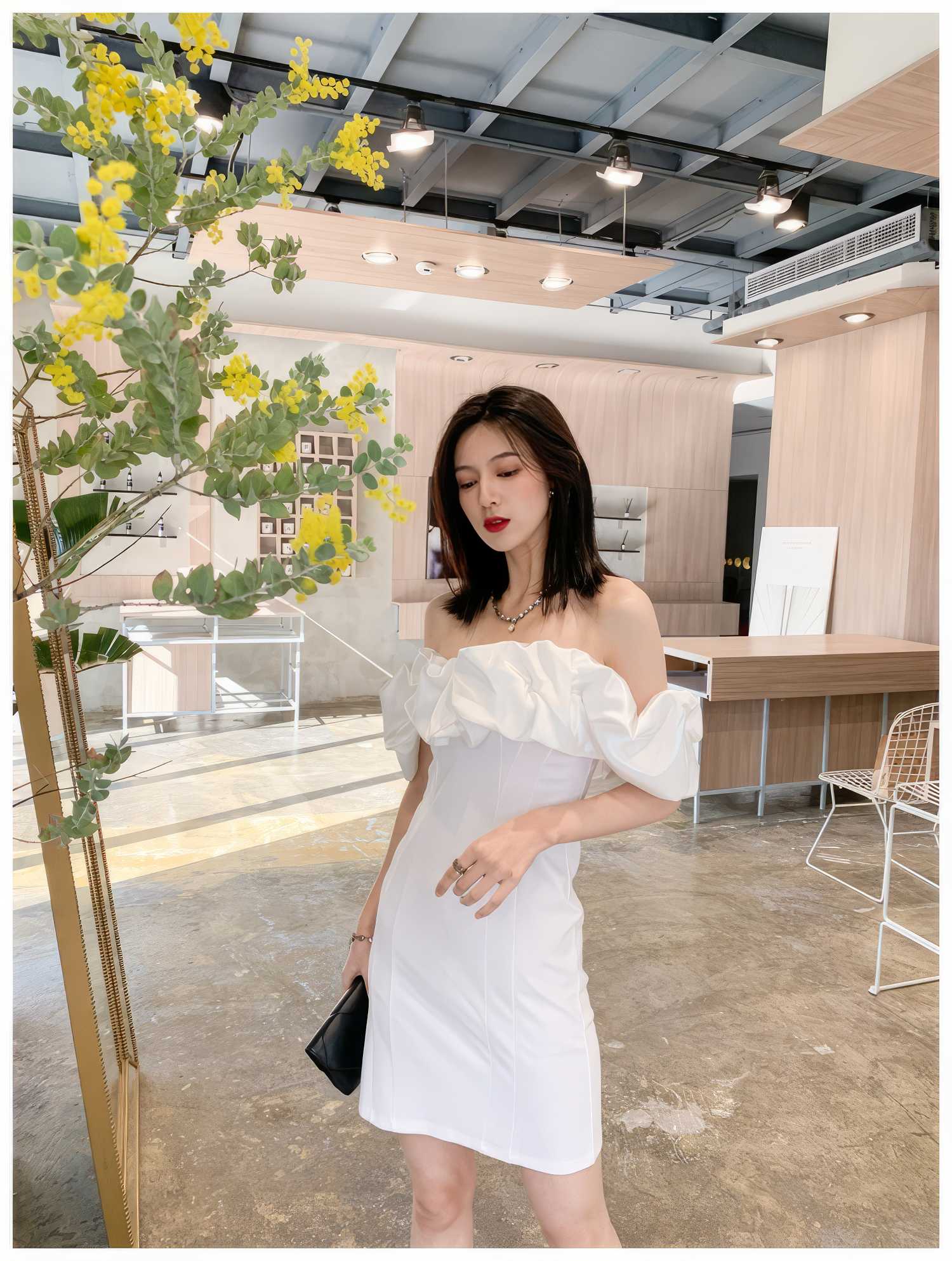 Off-Shoulder Short Sleeve Frill Mini Dress
