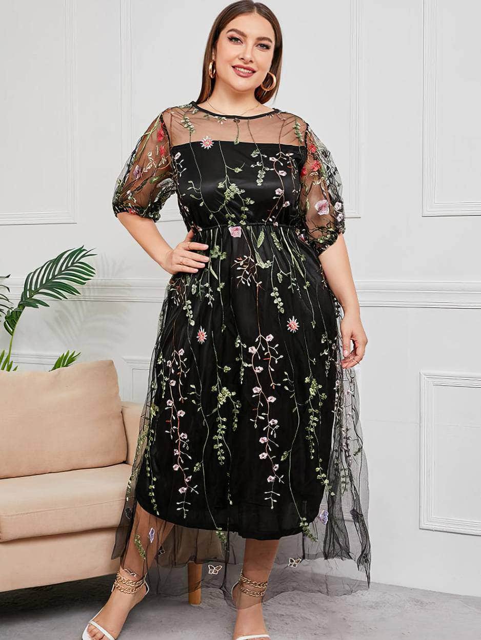 Plus Size Embroidery Mesh Overlay Short Sleeves Dress US 8-10 / Black