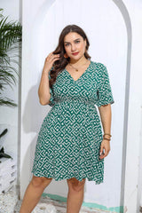 Plus Size Geometric Print V Neck Flared Sleeves Dress
