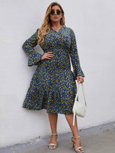 Plus Size Lantern Sleeves Ditsy Floral High Waist Pleated Hem Dress US 16-18 / Blue