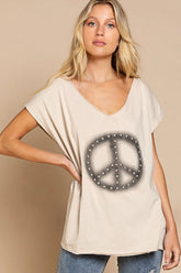 POL Peace Sign Studded V-Neck T-Shirt Cream / S